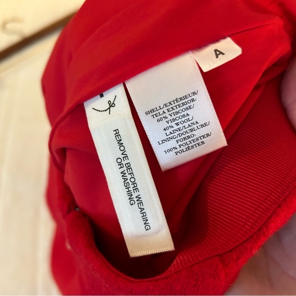 Ann Taylor Wool Blend Red Skirt. Size 4. - Picture 9 of 10